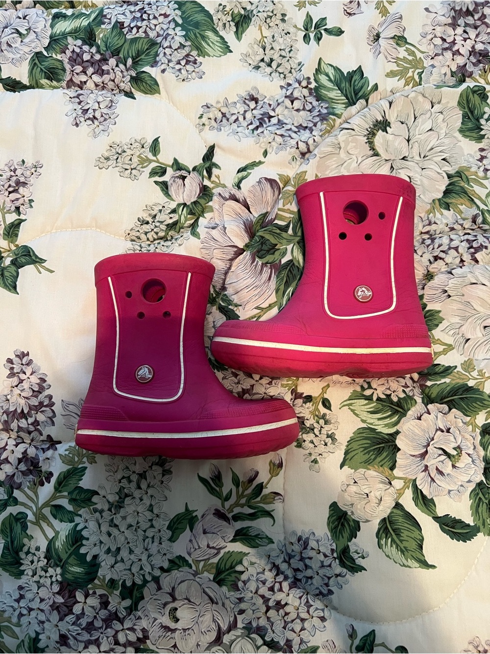 Crocs Jaunt Youth Girls Sz 10-11 Pink Rain Boots Mud Puddle Snow Kid Fuchsia